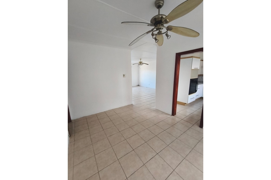 To Let 3 Bedroom Property for Rent in Beacon Bay Eastern Cape